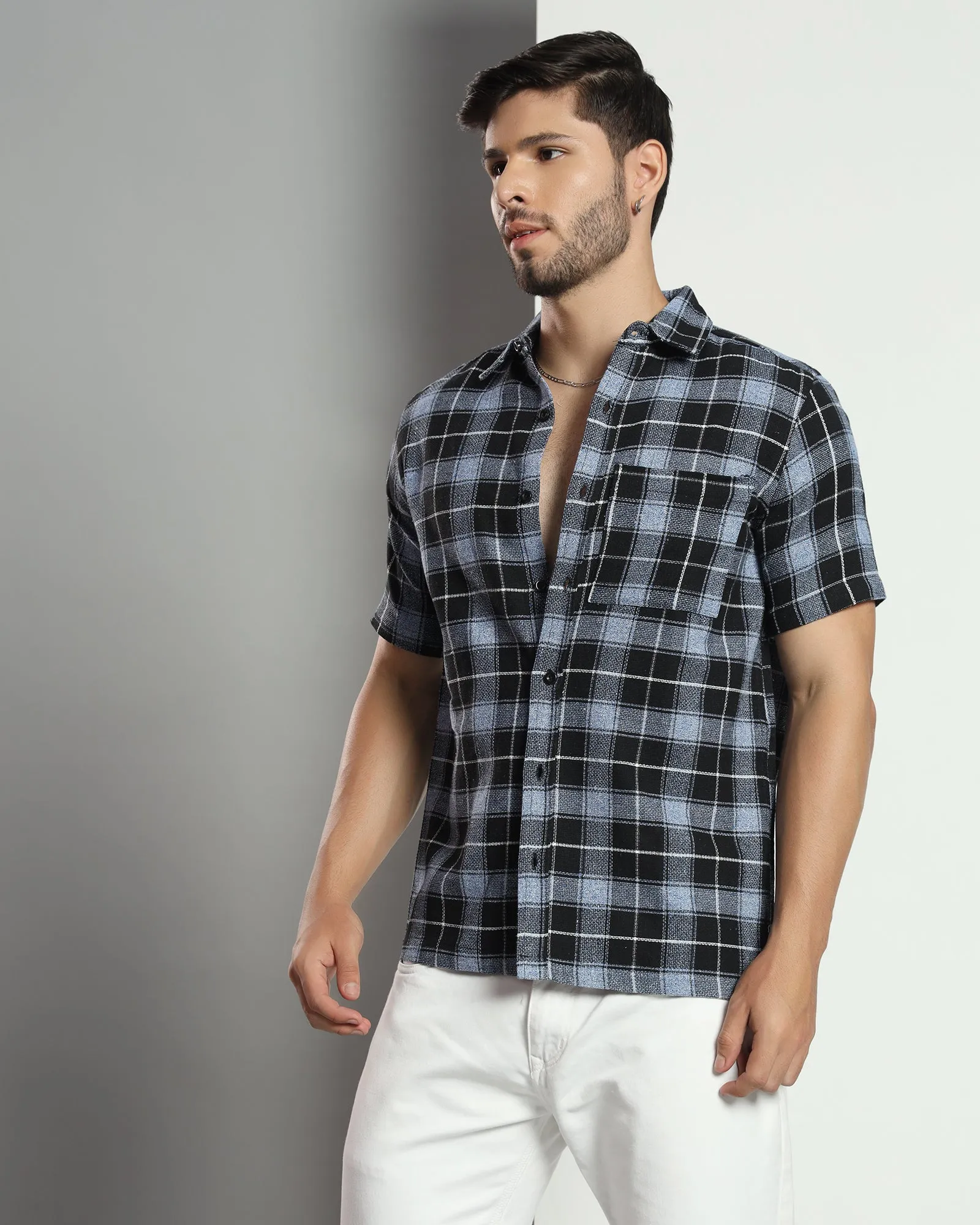 Chimpaaanzee Men Grey & Black Regular Fit Shirt