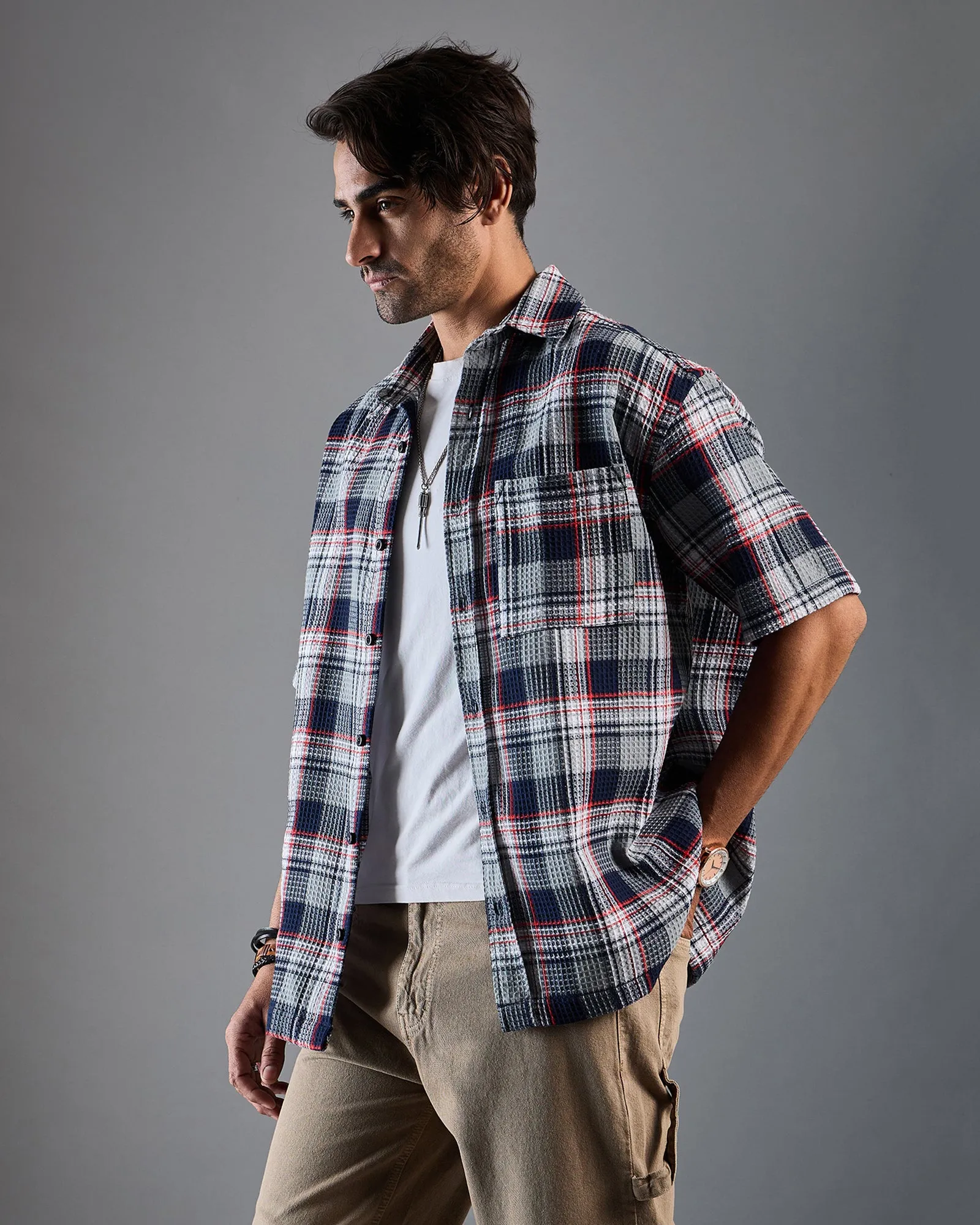Chimpaaanzee Men Navy & Grey Oversized Shirt
