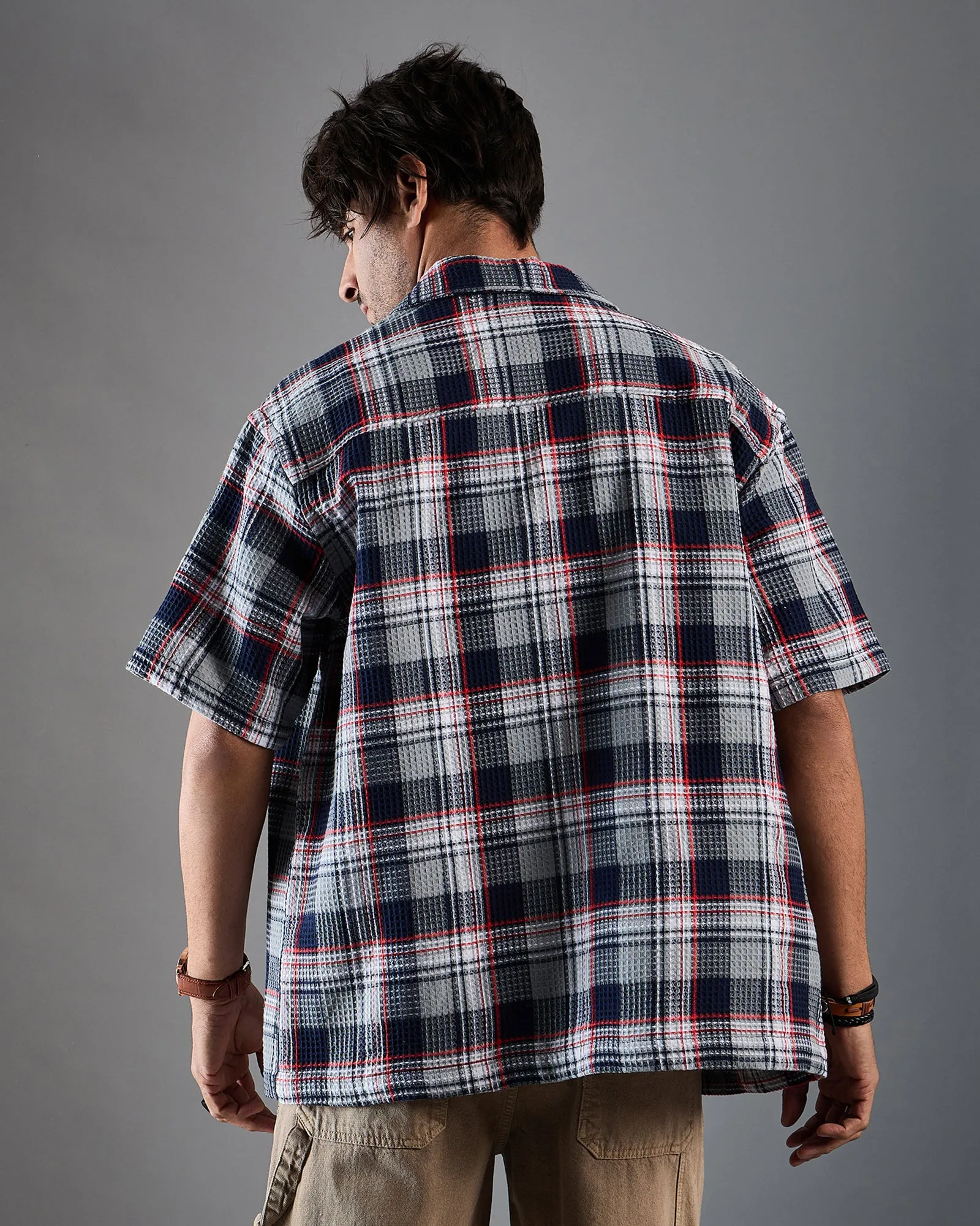 Chimpaaanzee Men Navy & Grey Oversized Shirt