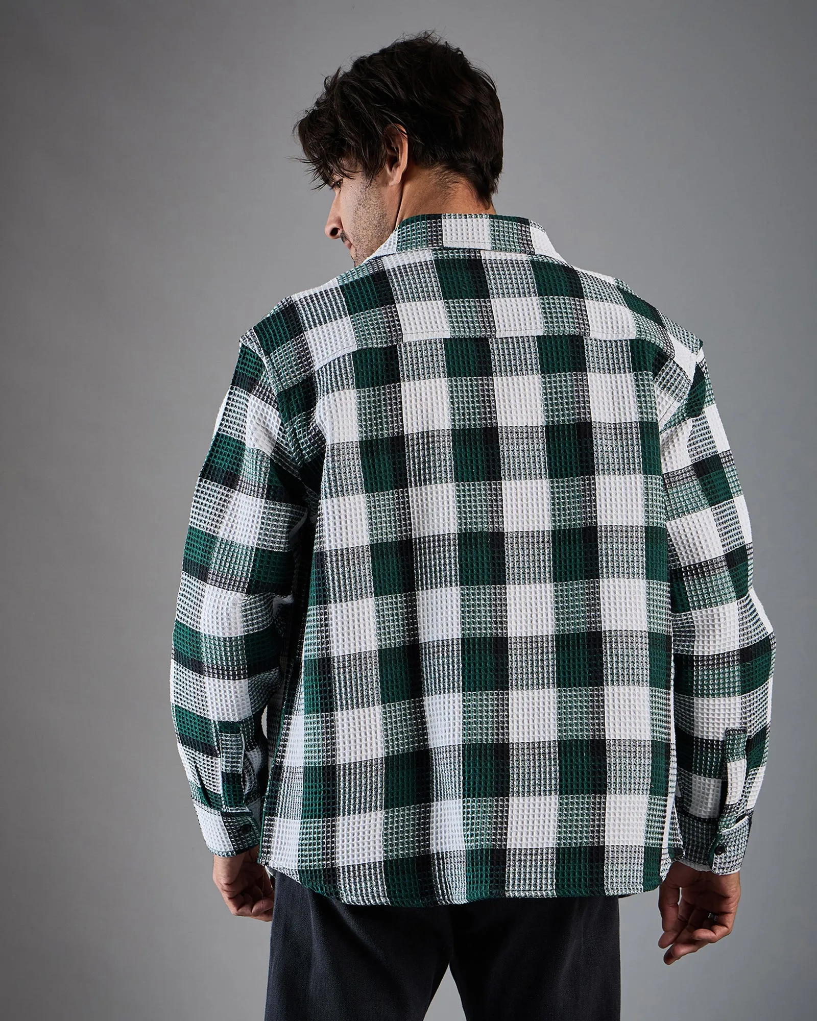 Chimpaaanzee Men White & Green Oversized Shirt