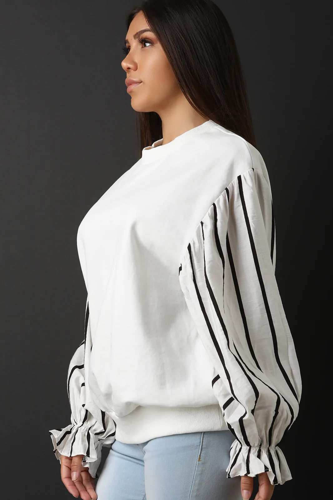 Contrast Striped Puff Sleeves Sweatshirt