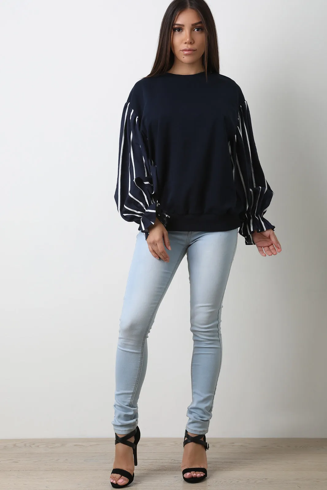 Contrast Striped Puff Sleeves Sweatshirt