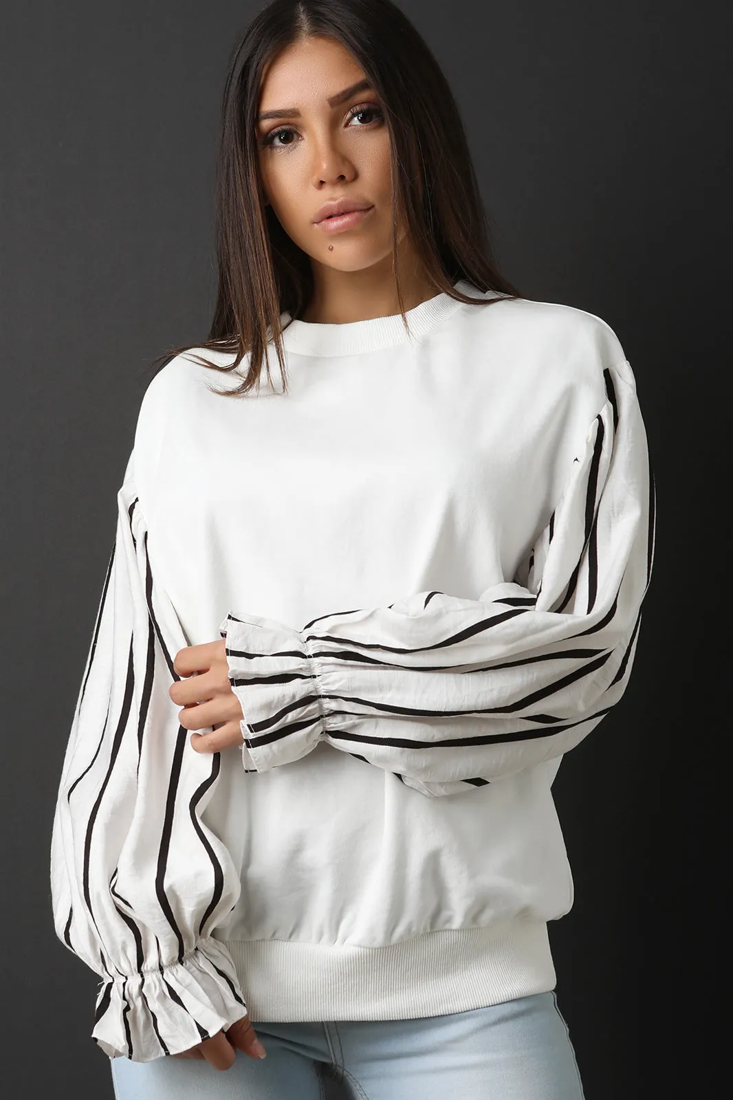 Contrast Striped Puff Sleeves Sweatshirt