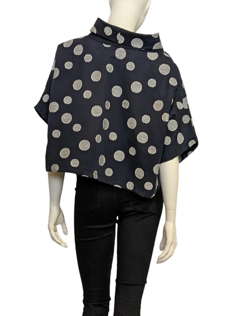 Leslie Dot Topper