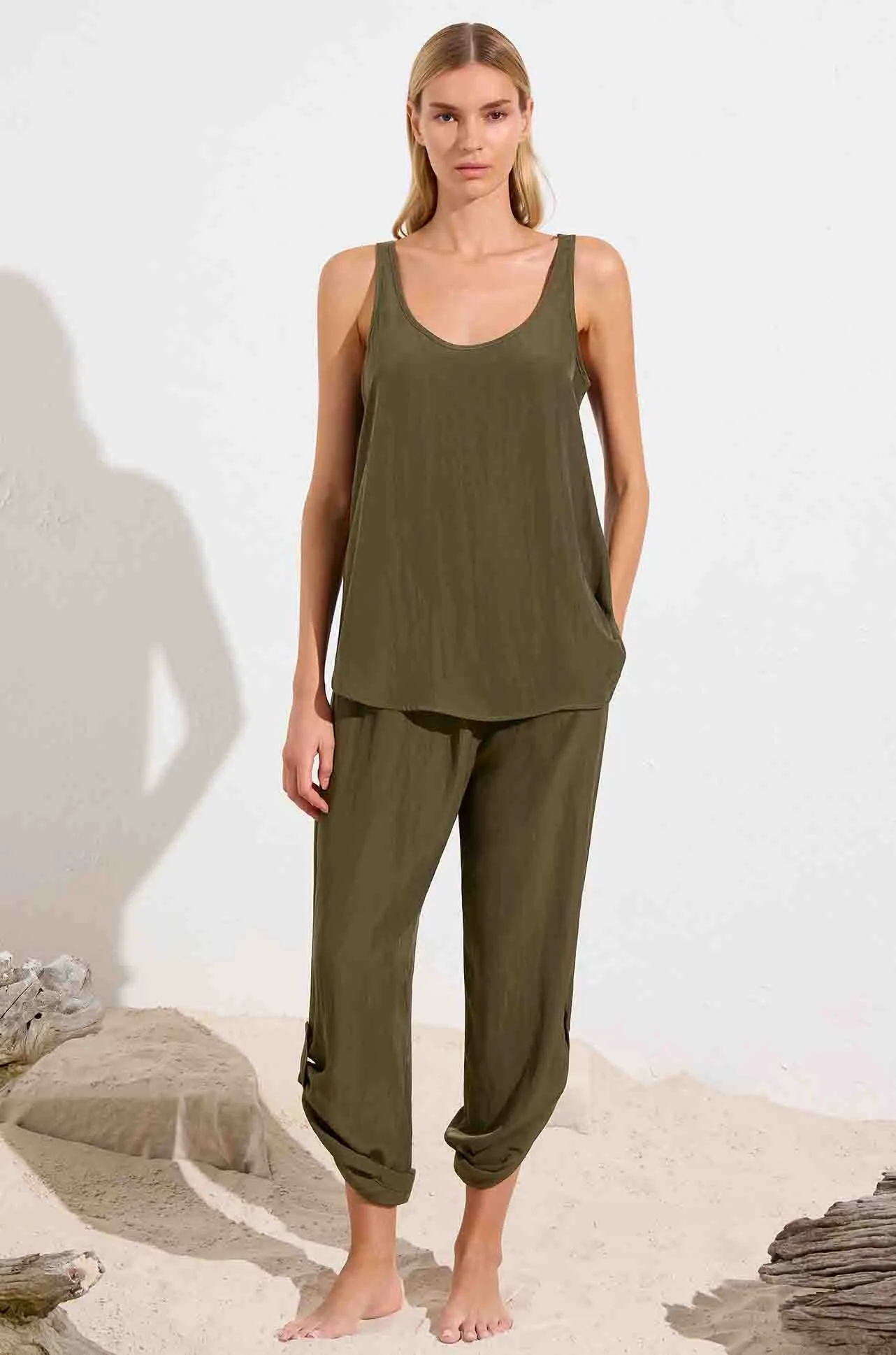 Mela Purdie - Halo Tank