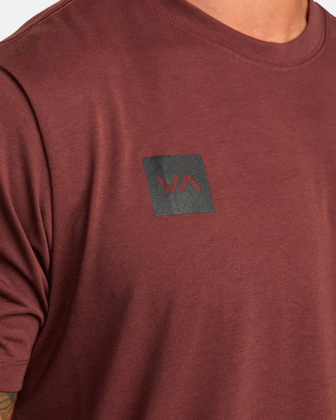 VA Mark Tee - Mahogany